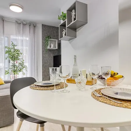 Cozy Main Square And Beachfront 3-Bedrooms Apartment Los Cristianos  Exterior foto