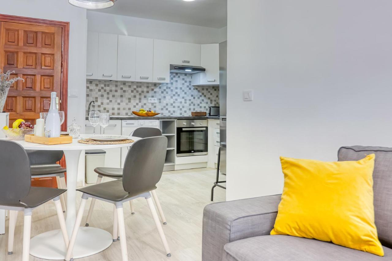 Apartment Cozy Main Square And Beachfront 3-bedrooms *